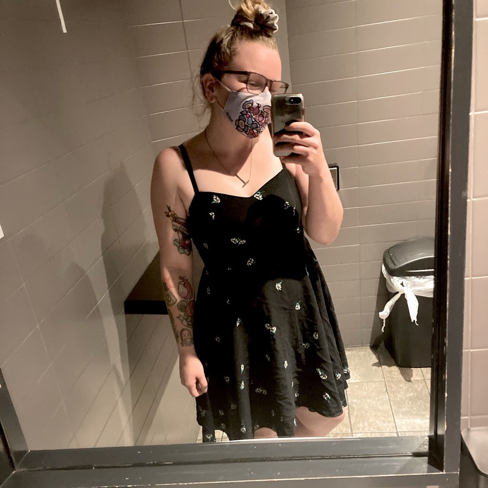 Meet your Posher, True